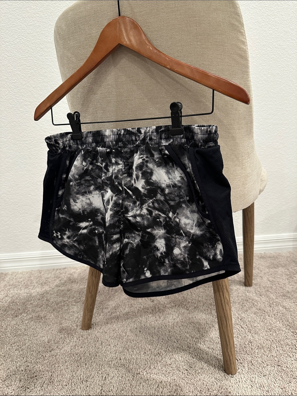 Under Armour Women’s Black & White Marble-Print Athletic Shorts